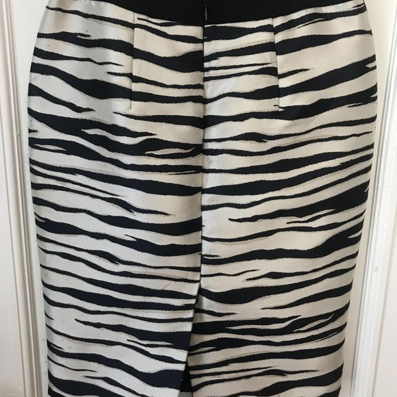 Ann Taylor Zebra Print Pencil Skirt - Picture 2 of 4